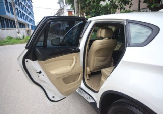 BMW X6 2011 - Em bán BMW X6 2012 máy mới, hộp số 8 cấp cực đẹp