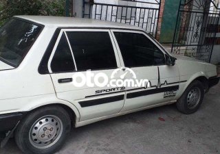 Toyota Corolla 1986 - Cần bán lại xe Toyota Corolla sản xuất 1986, màu trắng, nhập khẩu, giá 30tr