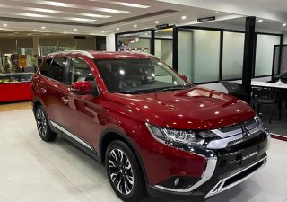 Mitsubishi Outlander   CVT 2021 - Bán Mitsubishi Outlander CVT đời 2021, màu đỏ giá cạnh tranh