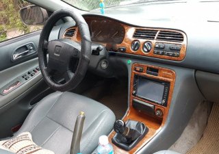 Honda Accord   1995 - Cần bán Honda Accord năm 1995, màu xám, xe nhập, giá chỉ 60 triệu
