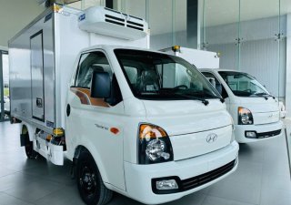 Hyundai Porter   H150   2021 - Bán ô tô Hyundai Porter H150 sản xuất 2021, màu trắng, xe nhập