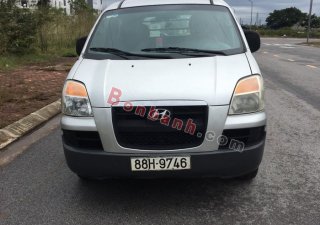 Hyundai Grand Starex 2004 - Bán xe Hyundai Grand Starex năm 2004, màu bạc, nhập khẩu nguyên chiếc