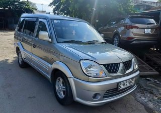 Mitsubishi Jolie   SS  2005 - Cần bán gấp Mitsubishi Jolie SS 2005, màu vàng còn mới 