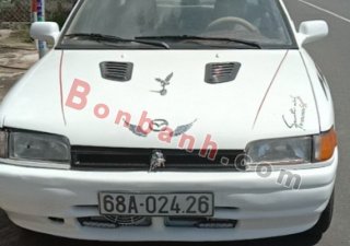 Mazda 323F 1995 - Xe Mazda 323F đời 1995, màu trắng, xe nhập còn mới giá cạnh tranh