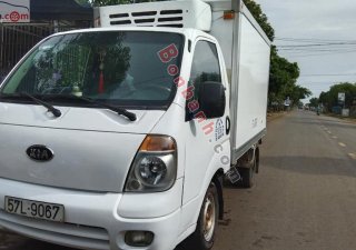 Kia Bongo    2004 - Cần bán lại xe Kia Bongo 2004, màu trắng, nhập khẩu nguyên chiếc