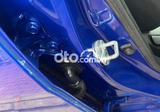 Hyundai Veloster 2011 - Bán xe Hyundai Veloster đời 2011, màu xanh lam, xe nhập xe gia đình