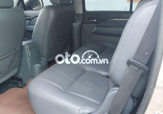 Ford Everest Limited 2014 - Cần bán xe Ford Everest Limited sản xuất năm 2014 số tự động, giá tốt