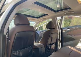 Hyundai Sonata Y20 2010 - Cần bán xe Hyundai Sonata Y20 2.0 AT, sản xuất 2010 năm sản xuất 2010, giá chỉ 415 triệu