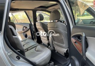 Toyota RAV4 2019 - Cần bán gấp Toyota RAV4 XLE AWD năm 2019, màu bạc, nhập khẩu