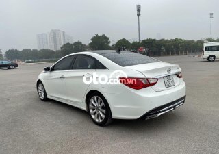 Hyundai Sonata  Y20 2010 - Bán ô tô Hyundai Sonata Y20 sản xuất năm 2010, màu trắng, nhập khẩu nguyên chiếc giá cạnh tranh