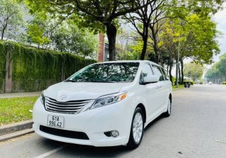 Toyota Sienna Limited  2012 - Bán ô tô Toyota Sienna Limited sản xuất 2012, màu trắng