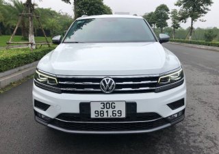 Volkswagen Tiguan   Allspace  2017 - Cần bán lại xe Volkswagen Tiguan Allspace sản xuất 2017, màu trắng, xe nhập