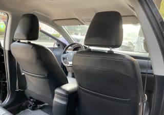 Toyota Corolla altis 2017 - Bán gấp Toyota Corolla Altis 1.8G AT năm 2017, màu đen, còn nguyên dàn lốp, xe rất mới, giá tốt