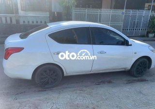 Nissan Sunny   2013 - Cần bán xe Nissan Sunny XL 1.5MT sản xuất 2013, màu trắng, giá 209tr