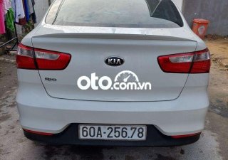 Kia Rio AT 2015 - Bán Kia Rio AT sản xuất 2015, màu trắng, nhập khẩu chính chủ