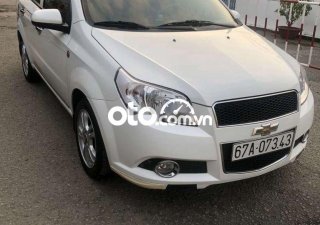Chevrolet Aveo   LT 2017 - Cần bán xe Chevrolet Aveo LT sản xuất 2017, màu trắng giá cạnh tranh