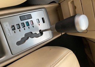 Chevrolet Aveo 2018 - Bán ô tô Chevrolet Aveo LTZ năm 2018, màu đen, số tự động