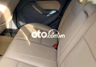 Ford Focus Titanium 2012 - Cần bán xe Ford Focus Titanium năm 2012, màu nâu, 285 triệu