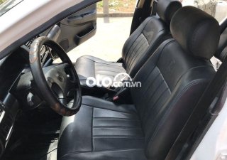 Mazda 323 MT 2000 - Bán Mazda 323 MT sản xuất 2000, màu trắng