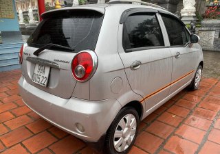 Chevrolet Spark 2011 - Bán nhanh giá thấp chiếc Chevrolet Spark LT đời 2011, màu bạc