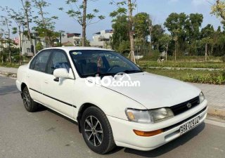 Toyota Corolla GLi 2005 - Bán ô tô Toyota Corolla GLi năm 2005, màu trắng, nhập khẩu