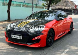Hyundai Genesis 2013 - Cần bán gấp Hyundai Genesis năm sản xuất 2013, hai màu