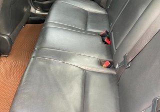 Toyota Corolla 2016 - Màu đen ít sử dụng, giá chỉ 595 triệu