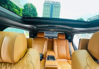 Jaguar XJL 2017 - Màu đen, xe nhập