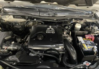 Mitsubishi Triton 2008 - 2 cầu, gầm bệ chắc chắn