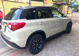 Suzuki Vitara 2016 - Màu kem (be), nhập khẩu, giá cực tốt