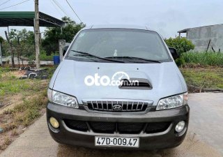 Hyundai Grand Starex 2003 - Xe màu xanh