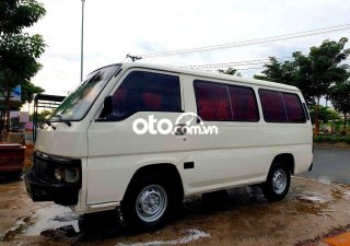Nissan Urvan 1989 - Màu trắng, xe nhập