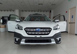 Subaru Outback 2022 - Màu trắng, xe nhập