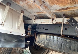Mitsubishi Canter 2001 - Màu trắng