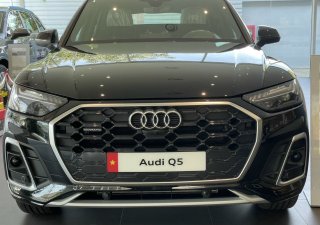 Audi Q5 2022 - Sẵn xe nhiều màu giao ngay tại showroom - Hỗ trợ thủ tục trả góp nhanh chóng