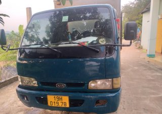 Kia K3000S 2010 - Xe màu xanh