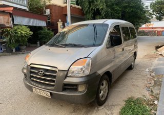 Hyundai Starex 2006 - Cần bán xe máy cơ 6 chỗ xe chất cam kết không đâm va