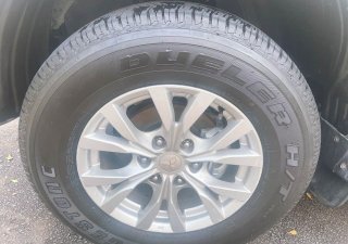 Mitsubishi Pajero 2014 - Xe màu bạc giá hữu nghị