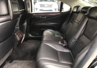 Lexus LS 460  L  2009 - Cần bán gấp Lexus LS 460 L năm sản xuất 2009, màu đen, nhập khẩu  