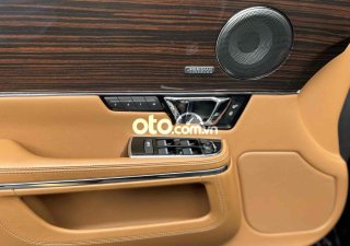 Jaguar XJ series 2016 - Xe màu đen, xe nhập
