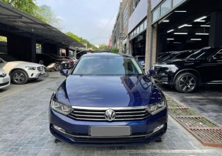 Volkswagen Passat BlueMotion 2018 - Màu xanh lam, nhập khẩu nguyên chiếc