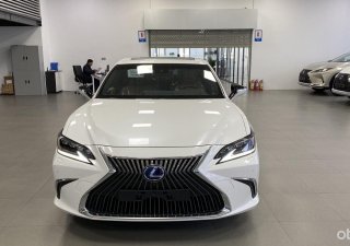 Lexus ES 300 2022 - Bảo hành/bảo dưỡng miễn phí trong 5 năm - Bảo hành pin trong 7 năm