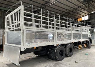 Isuzu FVM1500 2022 - Tải trọng 15 tấn thùng mui bạt 9m3