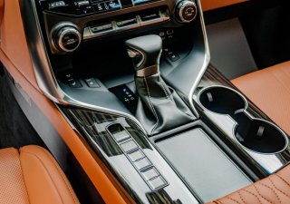 Lexus LX 600 2022 - Phiên bản cao nhất, 4 chỗ vip cao cấp của dòng LX