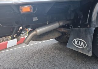 Kia K200 2018 - 1,9 tấn thùng kín, xe cứng, máy móc êm