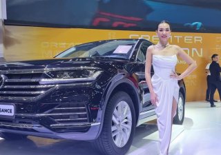 Volkswagen Touareg 2022 - Đã có tại showroom - Siêu giảm giá chỉ trong tháng 3 - Book xe khu vực miền Bắc