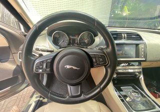 Jaguar XE 2015 - Bán xe công ty