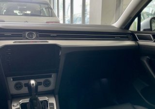 Volkswagen Passat BlueMotion 2018 - Chính chủ biển thành phố