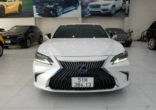Lexus ES 300 2020 - Hybrid model 2021