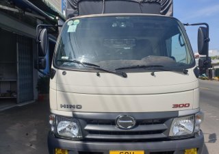 Hino 300 Series 2021 - Cần lên tải lớn hơn nên bán em xe 5 tấn, thùng mui bạt bửng nhôm full inox